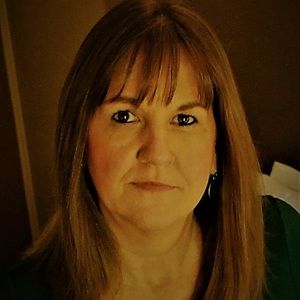 Meet your Posher, Cynthia